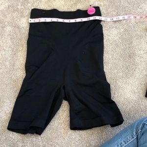 Muffin Top Hider XL NWT Shapewear